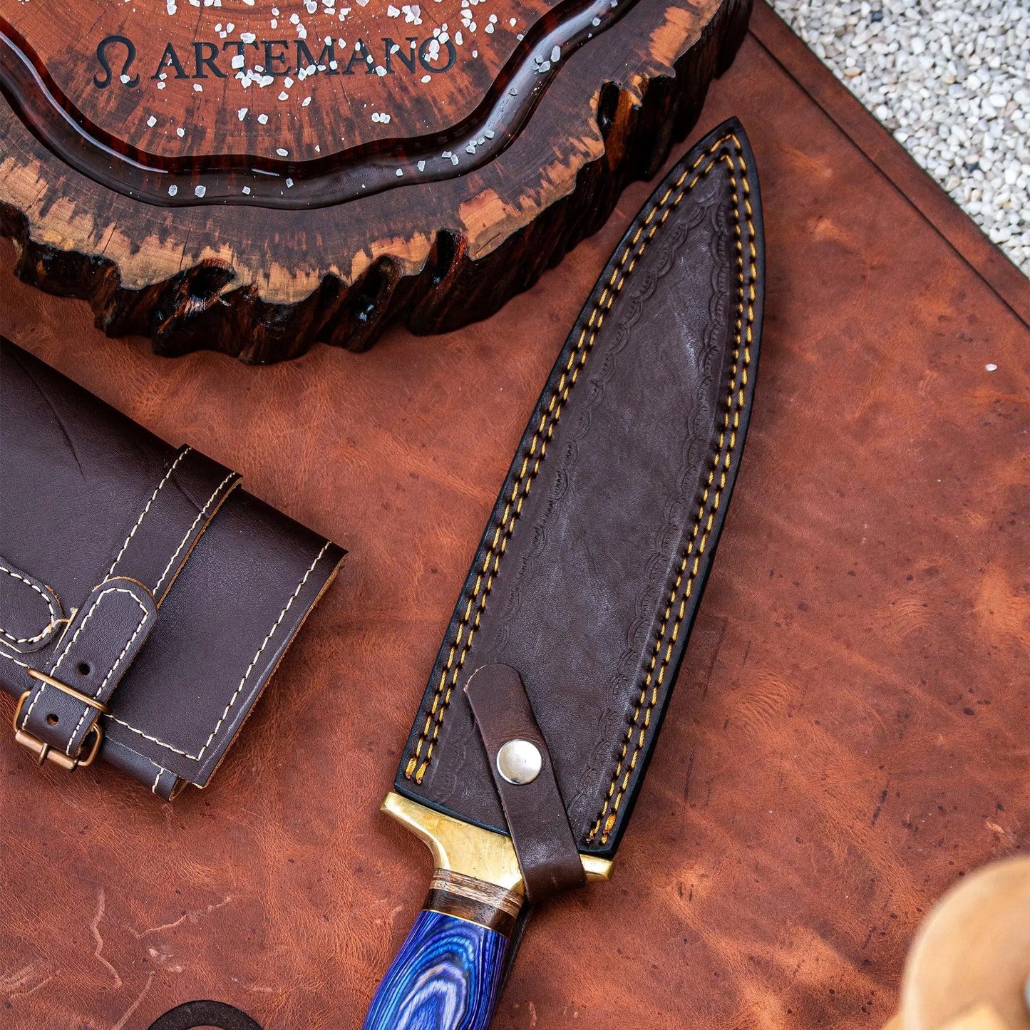 Adaga Artesanal Artemano em Aço Damasco 256 Camadas com Cabo em Pakkawood