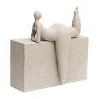 Escultura Mulher em Poliresina Areia Harmonia Mart 38,5x38,5x18cm