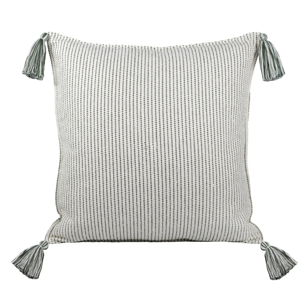 Almofada Bouclé Azul 60x60 Listra Fina e Pingente de Tecido