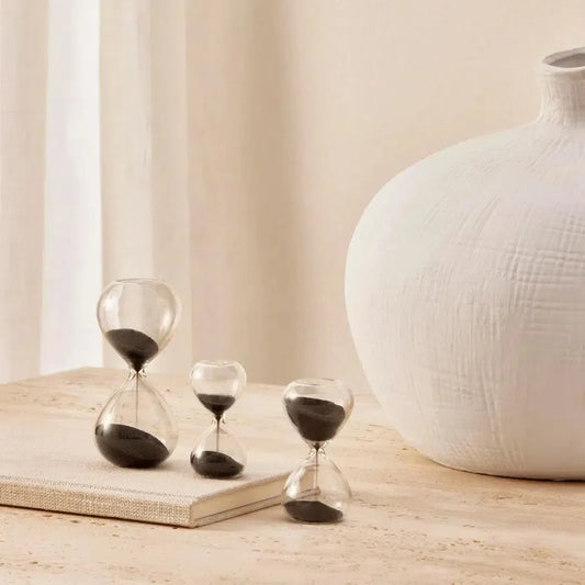 Ampulheta em Vidro com Areia 60 Minutos Preta Mart