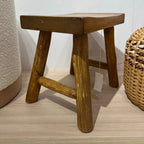 Banco em Madeira 31x34,5x22,5cm Mart