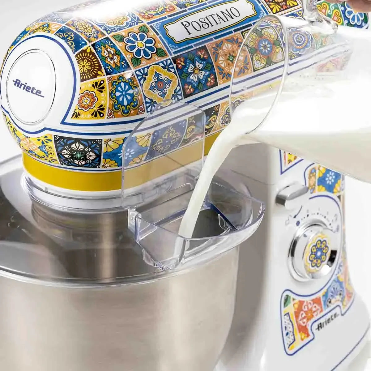 Batedeira Planetária 1558 Positano 127V 600W 5,5L Ariete