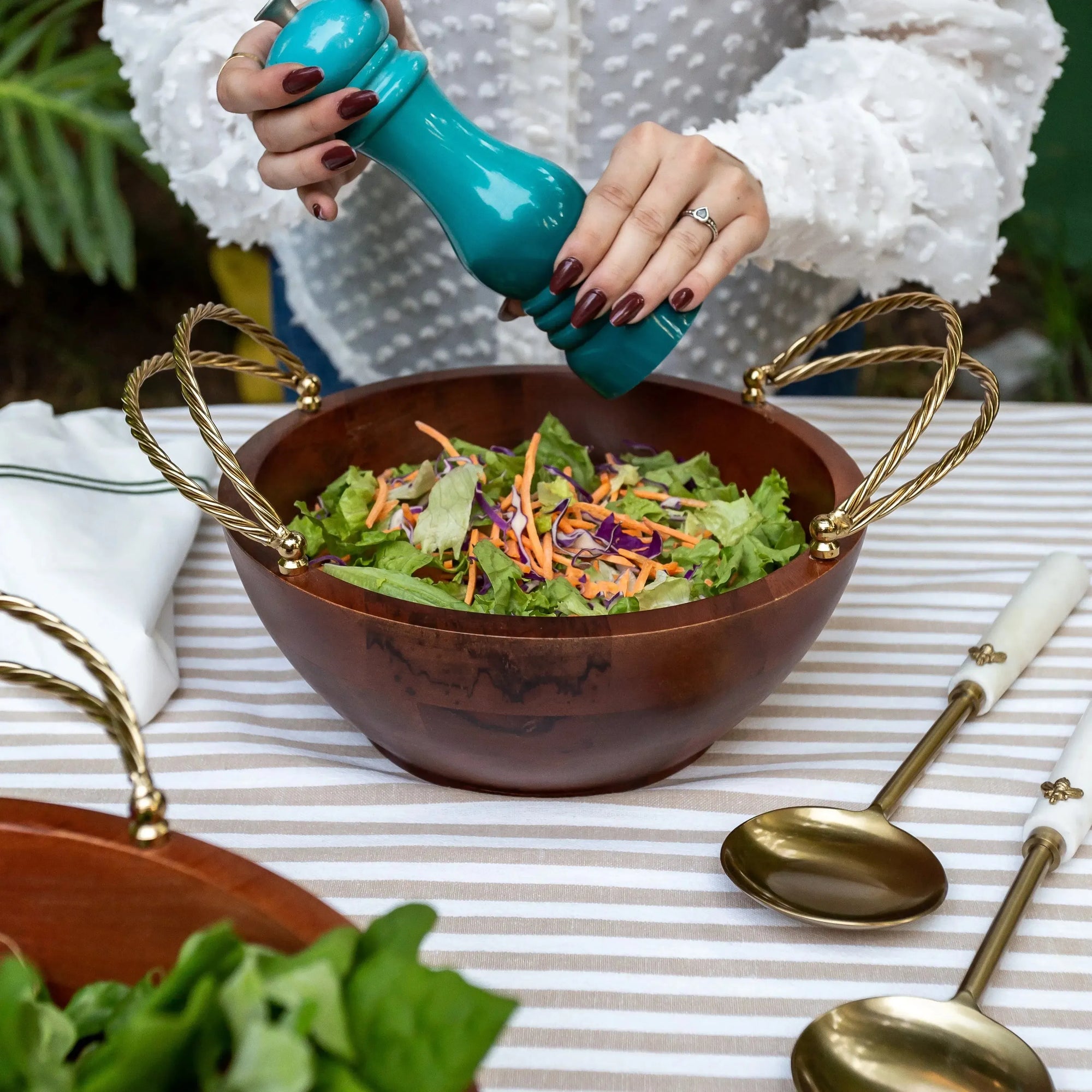 Saladeira de Madeira com Alças Corda Metal Object Bahali 33cm