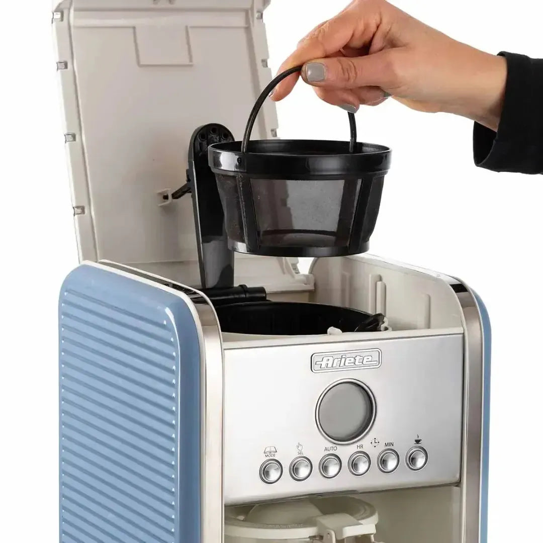 Cafeteira Vintage Azul 4 a 12 Xícaras 220V 900W Ariete