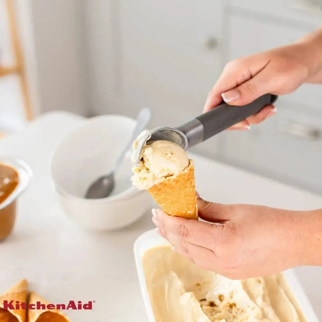 Colher de Sorvete Açaí Sobremesa Zinco Preto KitchenAid