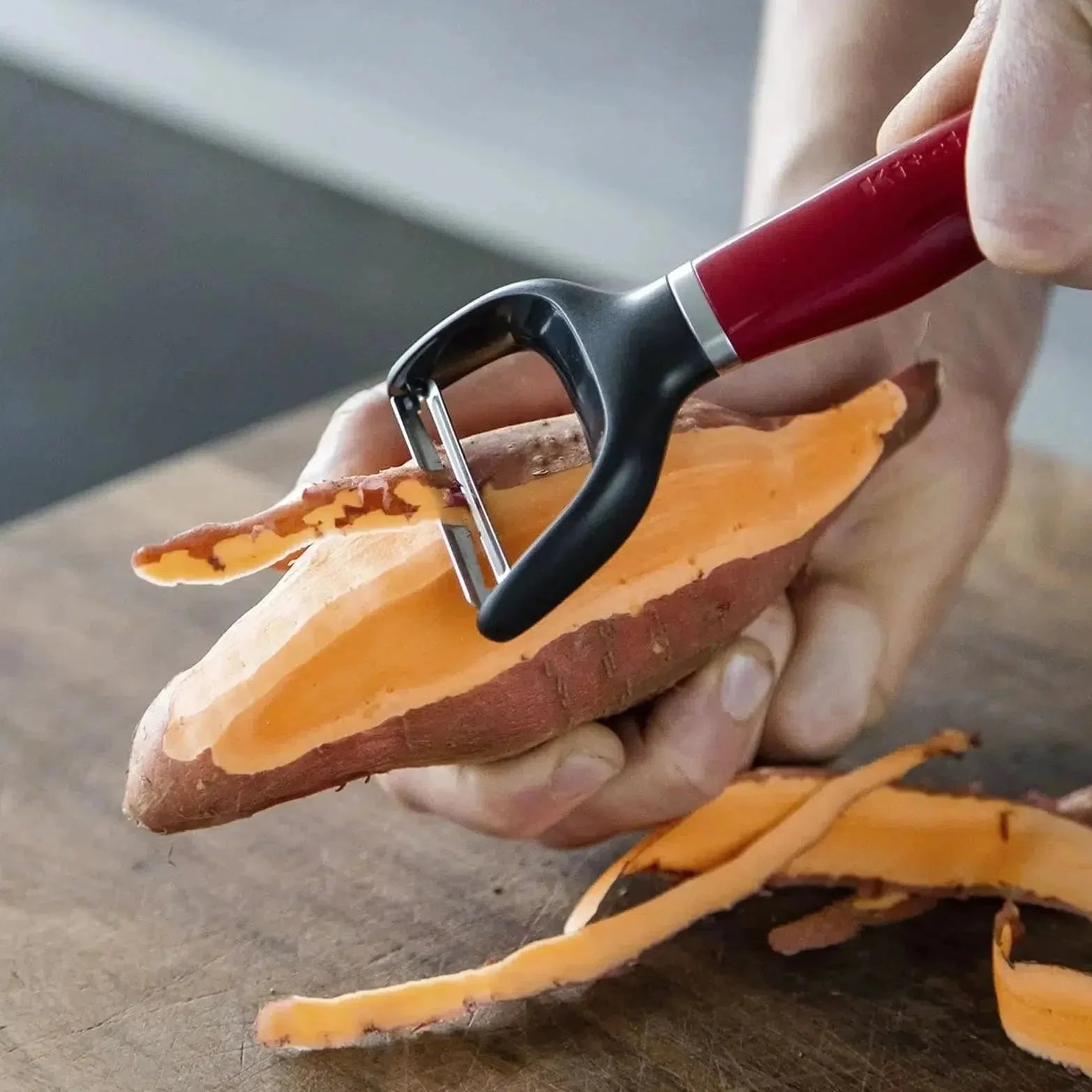 Descascador Peeler Empire Red KitchenAid