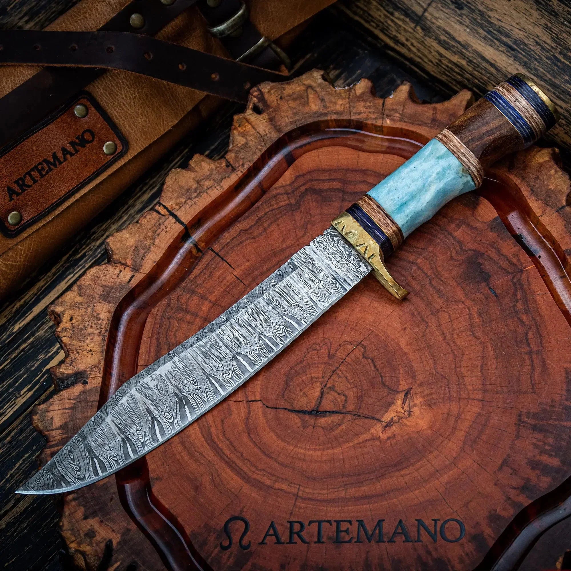 Faca Bowie Artesanal Artemano em Aço Damasco 256 Camadas com Cabo em Pakkawood Azul Turquesa