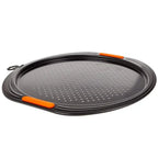 Forma para Pizza 33cm Metal Bakeware Le Creuset