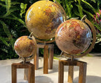 Globo Terrestre para Decoração Retrô Pequeno - Tripé de Madeira