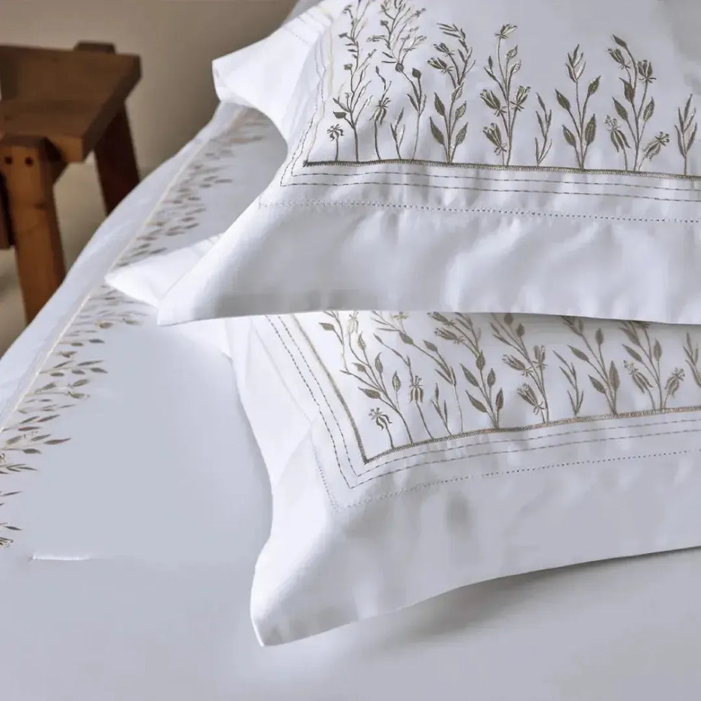 Jogo 2 Fronhas Flora 300 Fios Cetim 100% Algodão Egípcio Branco Trussardi