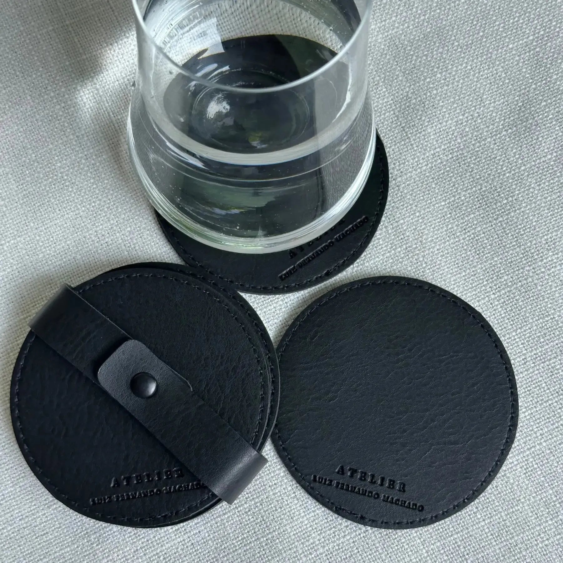 Jogo 4 Porta Copos Redondo Couro Vegano Montana Preto