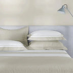 Jogo de Cama Solteiro Fiesole 4 Pçs 200 Fios 100% Algodão Branco / Grigio Trussardi