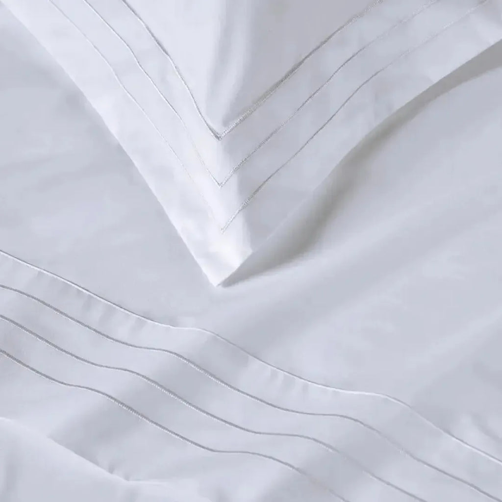 Jogo de Cama Queen Orsini 4 Pçs 200 Fios Percal 100% Algodão Branco Trussardi