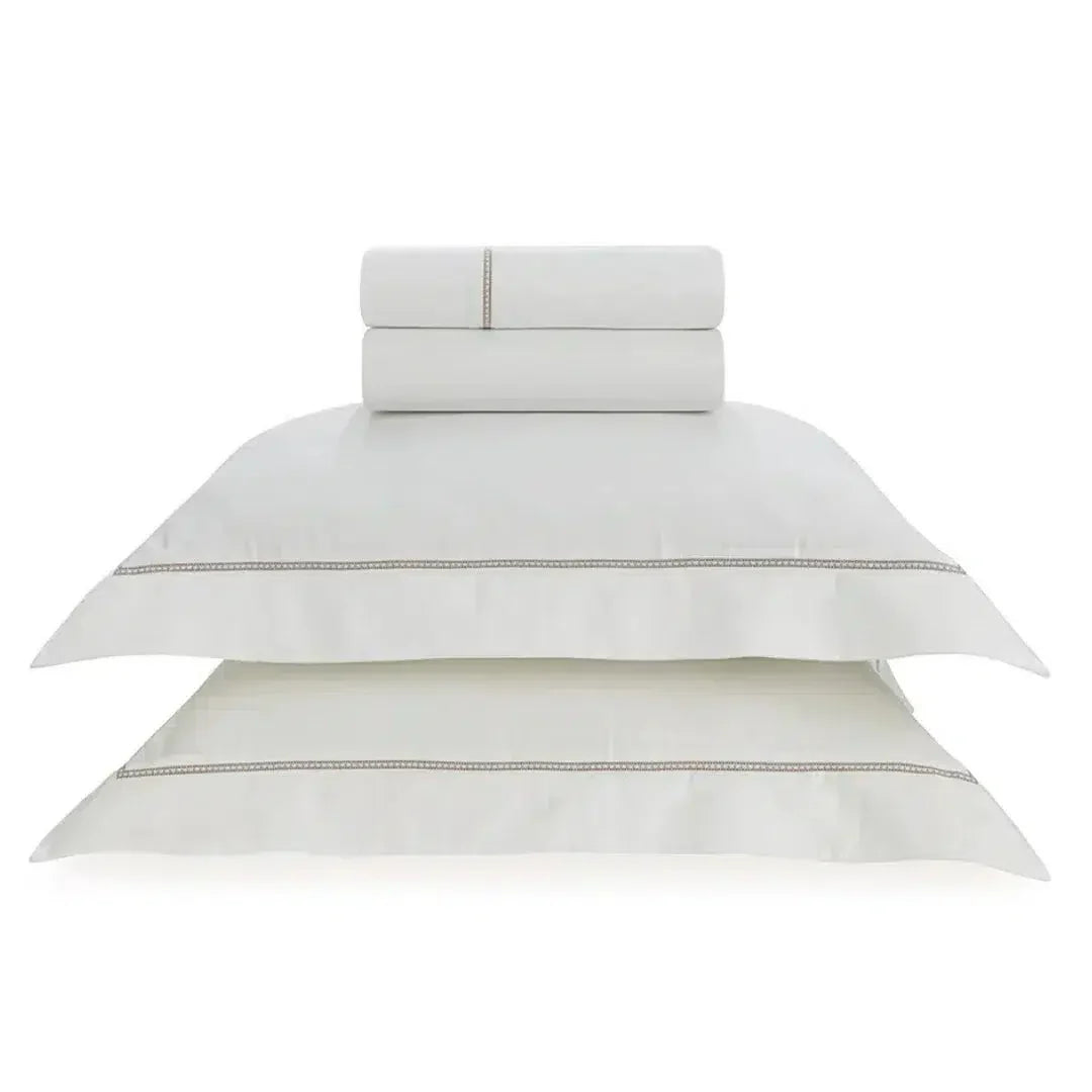 Jogo de Cama Casal Portello 4 Pçs 300 Fios 100% Algodão Egípcio Branco / Legno Trussardi