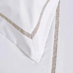 Jogo de Cama Queen Figoli 4 Pçs 200 Fios Percal 100% Algodão Branco / Legno Trussardi