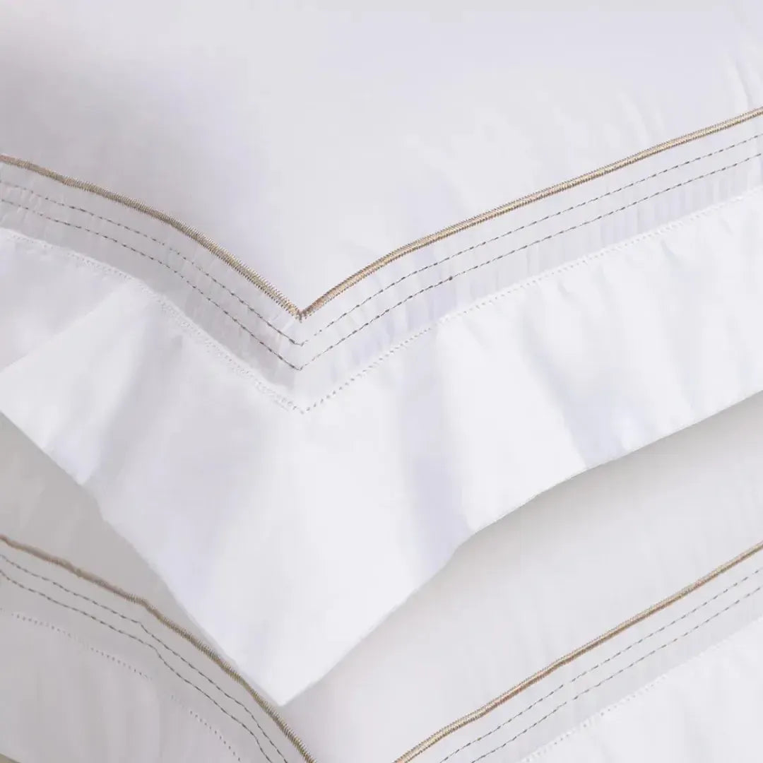 Jogo de Cama Queen Flora 4 Pçs 300 Fios Cetim 100% Algodão Egípcio Branco Trussardi