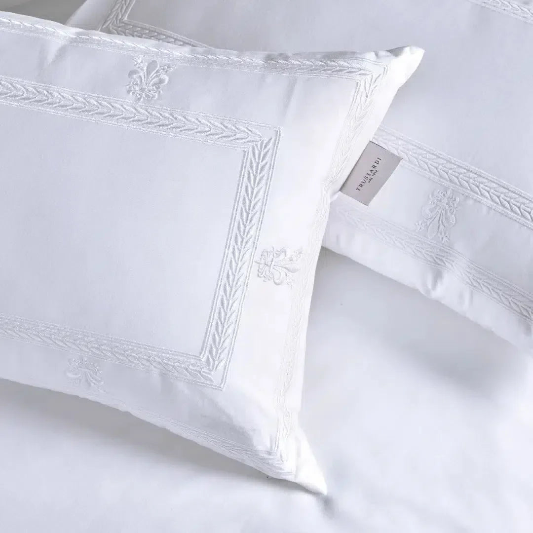 Jogo de Cama Queen Florim 4 Pçs 300 Fios Cetim 100% Algodão Egípcio Branco Trussardi