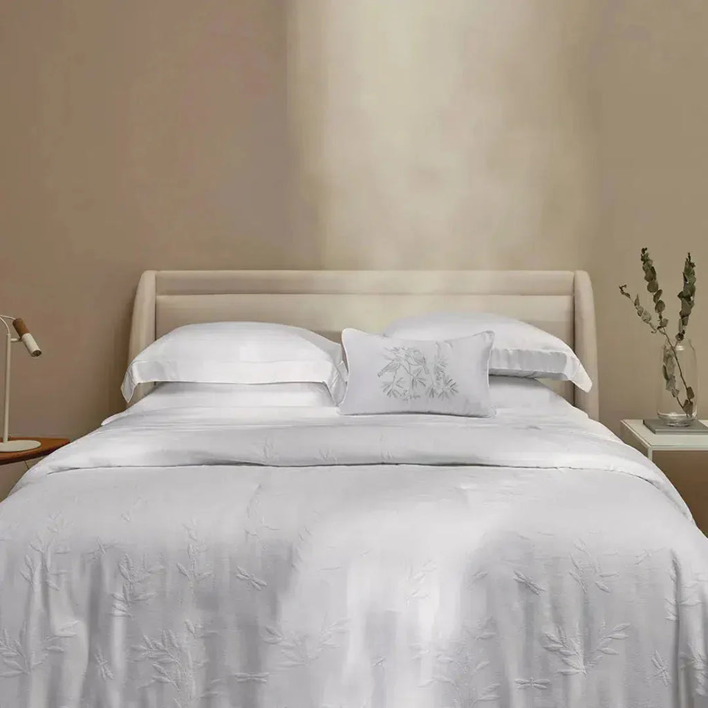 Jogo de Cama Queen Girelli 4 Pçs 300 Fios 100% Bambu Branco Trussardi