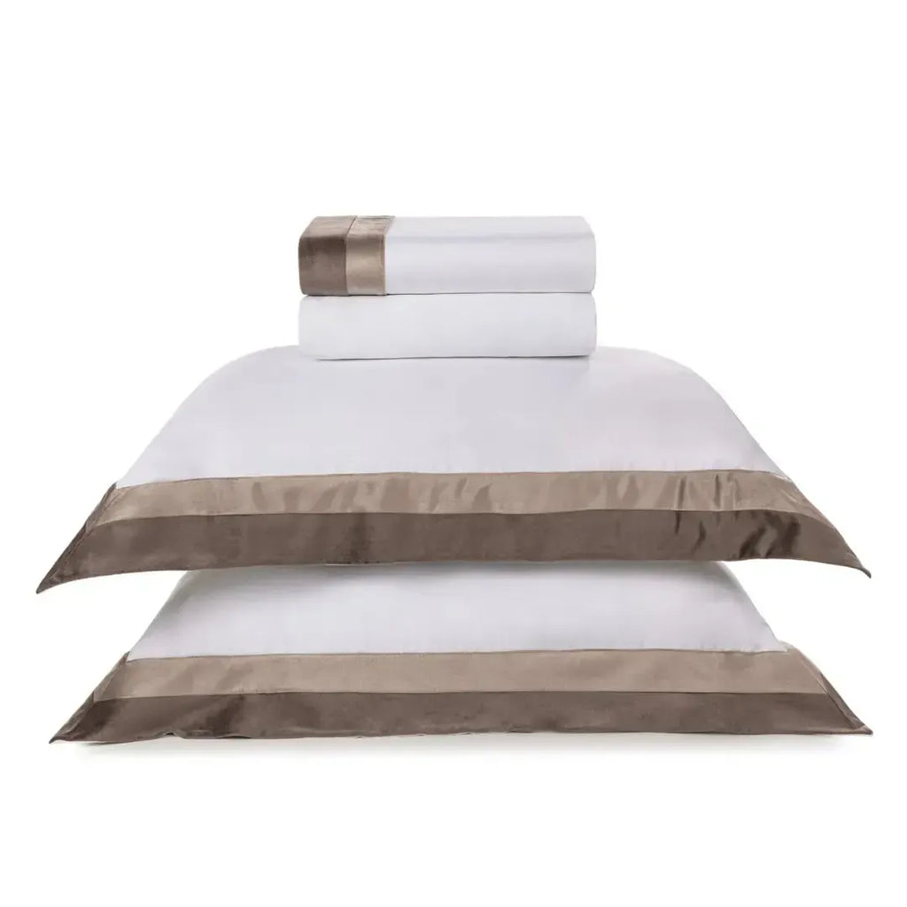 Jogo de Cama Queen Giuliano 4 Pçs 300 Fios Cetim 100% Algodão Egípcio Legno / Nocciola Trussardi