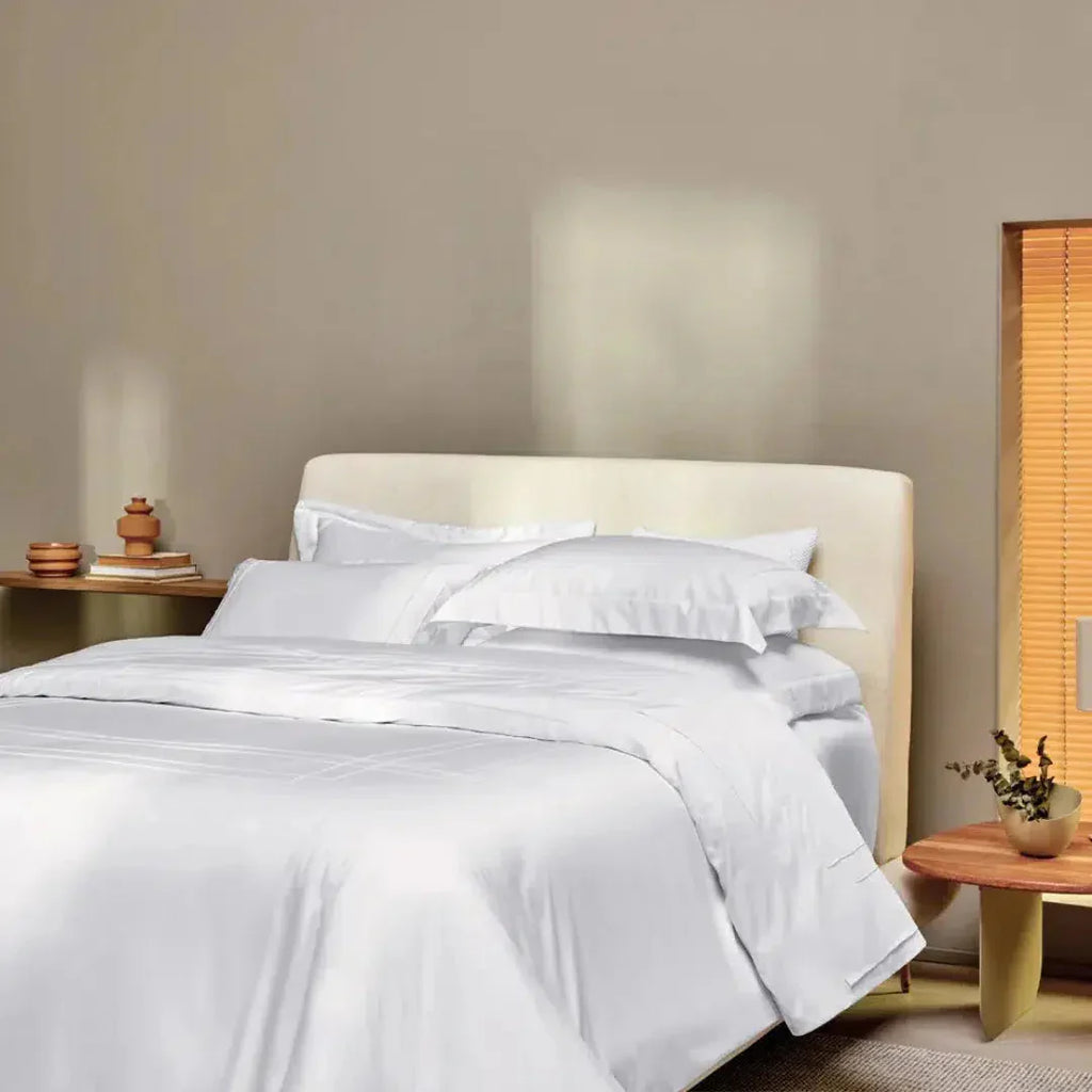 Jogo de Cama King Vernazza 4 Pçs 300 Fios Cetim 100% Algodão Egípcio Branco Trussardi