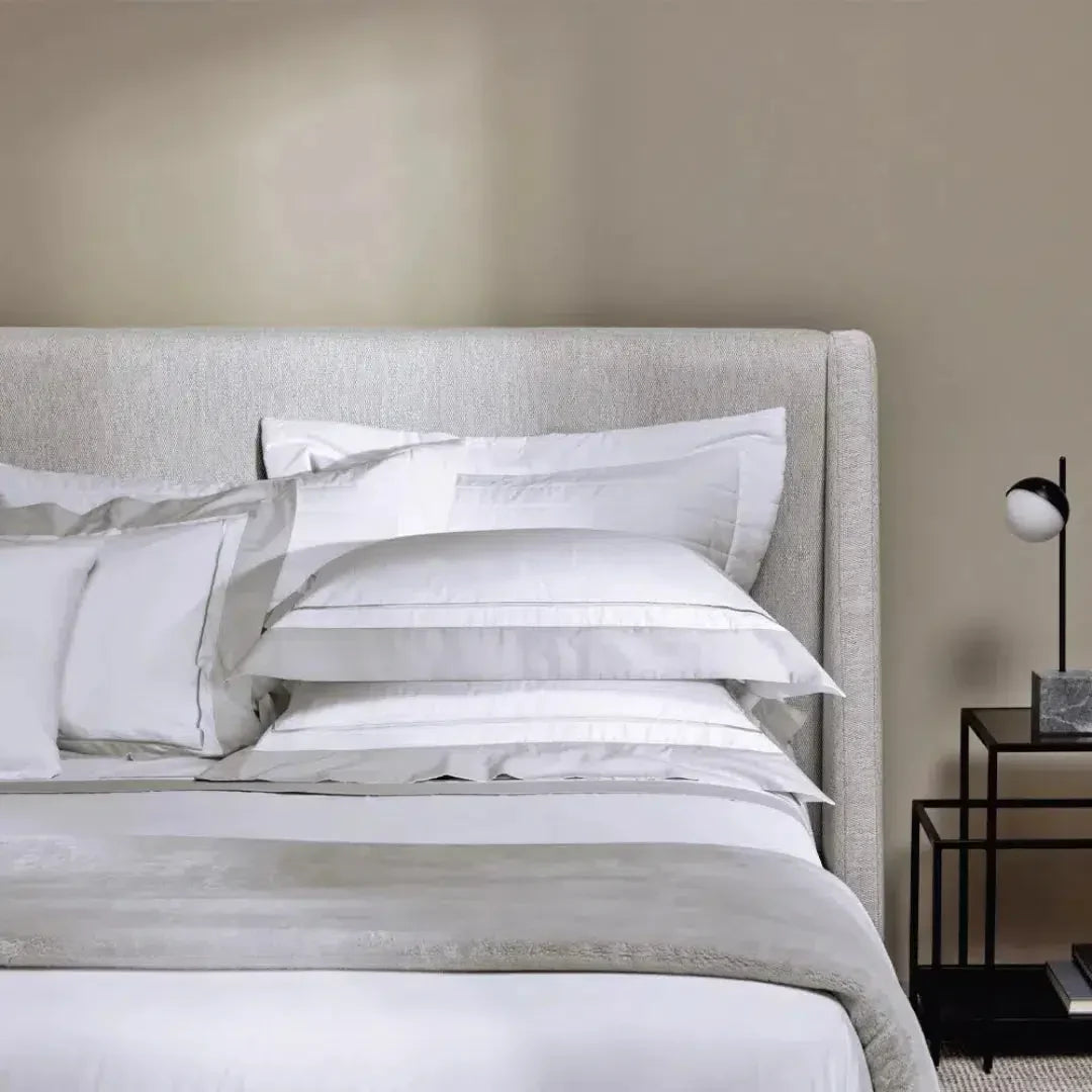 Jogo de Cama Solteiro Fiesole 3 Pçs 200 Fios Percal 100% Algodão Branco / Gelo Trussardi