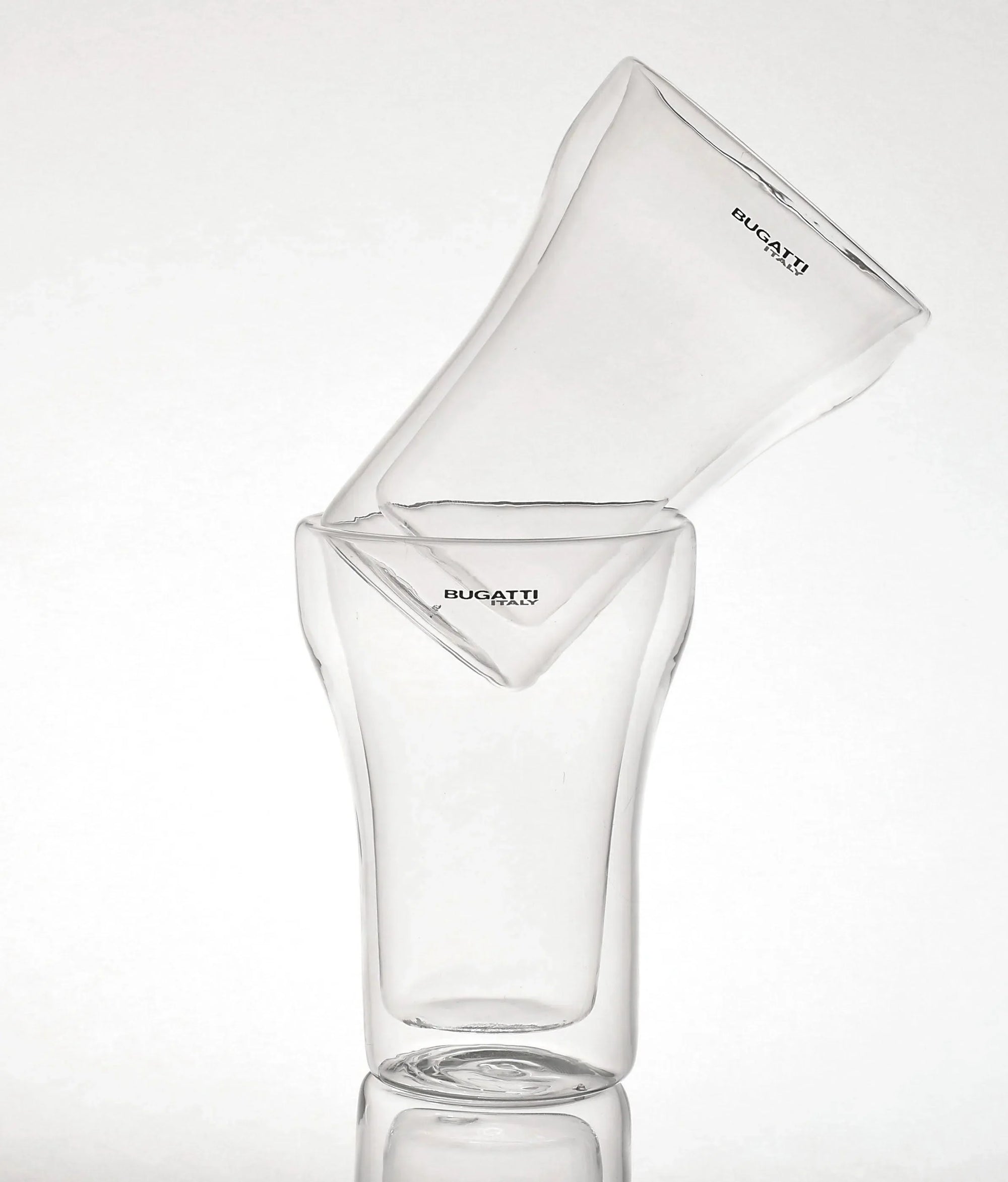 Kit com 2 Copos Long Drink Parede Dupla 350ml Bugatti
