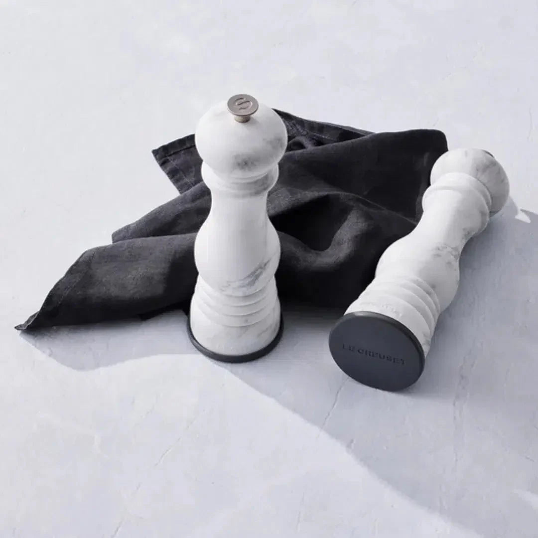 Kit com 2 Tampas de Silicone para Moedores Azure Le Creuset