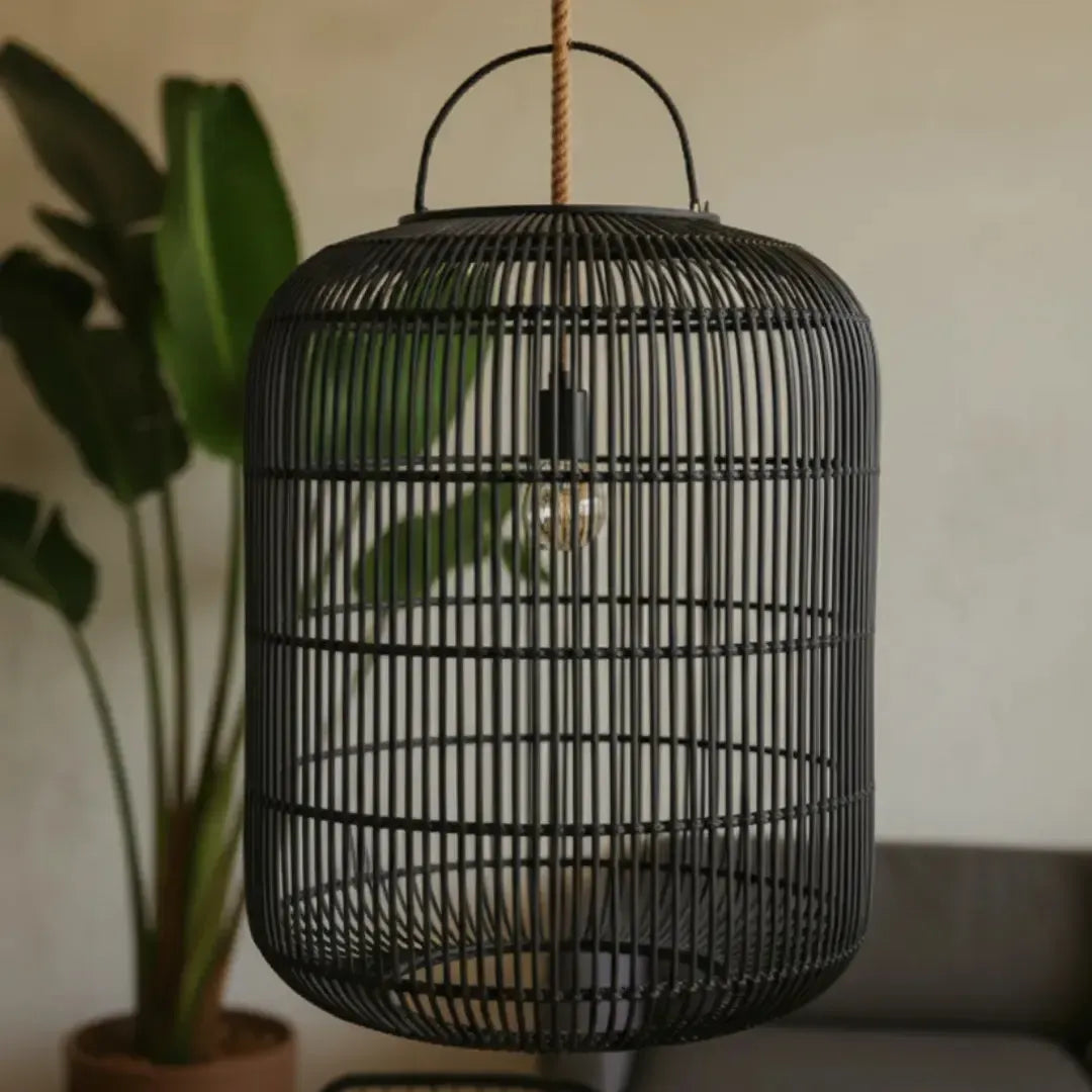 Luminária Artesanal Rattan Preta Nala 50x120cm Bahali