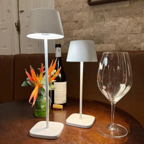 Luminária Portátil de Mesa Branca Marcella Mini