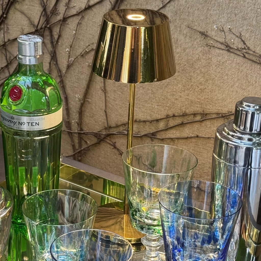 Luminária Portátil de Mesa Dourada Marcella