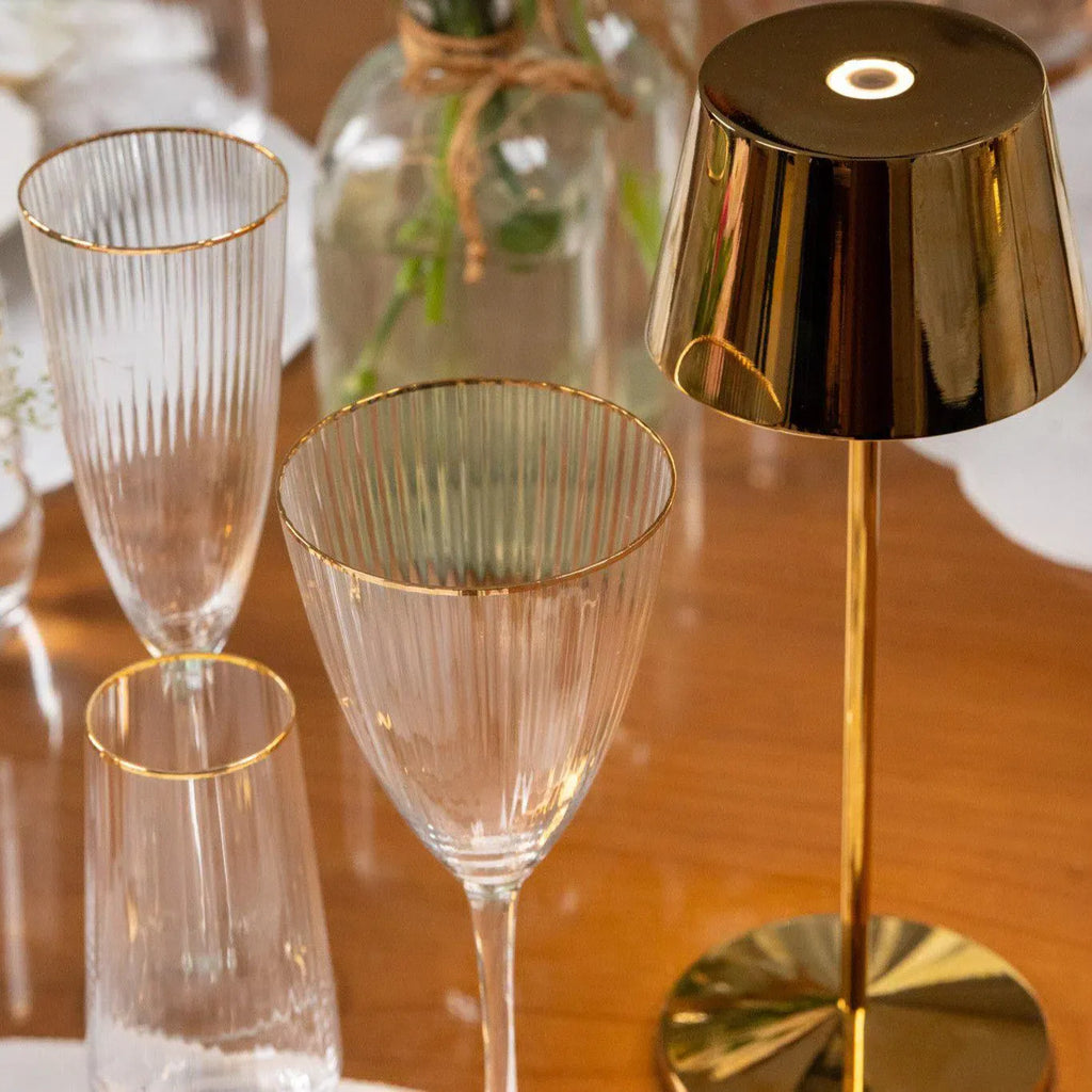 Luminária Portátil de Mesa Dourada Marcella