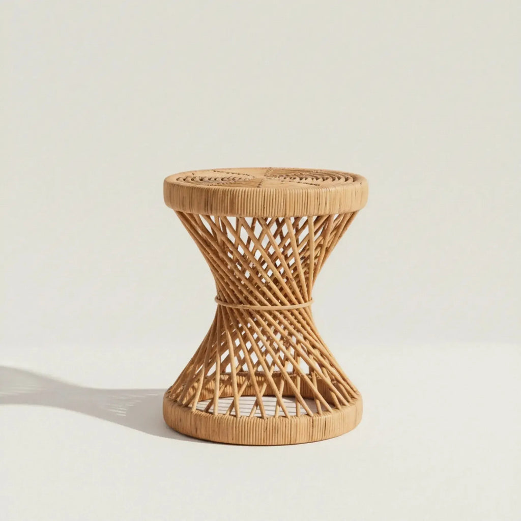 Mesa Lateral Mandola Redonda em Rattan Trançado Bahali 35x45cm