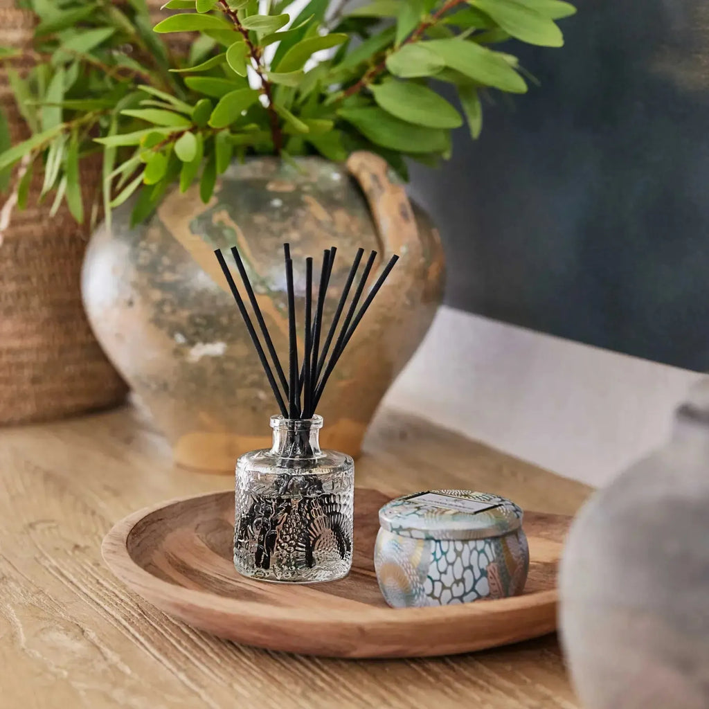 Mini Vela Voluspa Lata California Summers 25 Horas