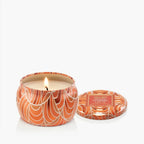 Mini Vela Voluspa Lata Spiced Pumpkin Latte 25 Horas
