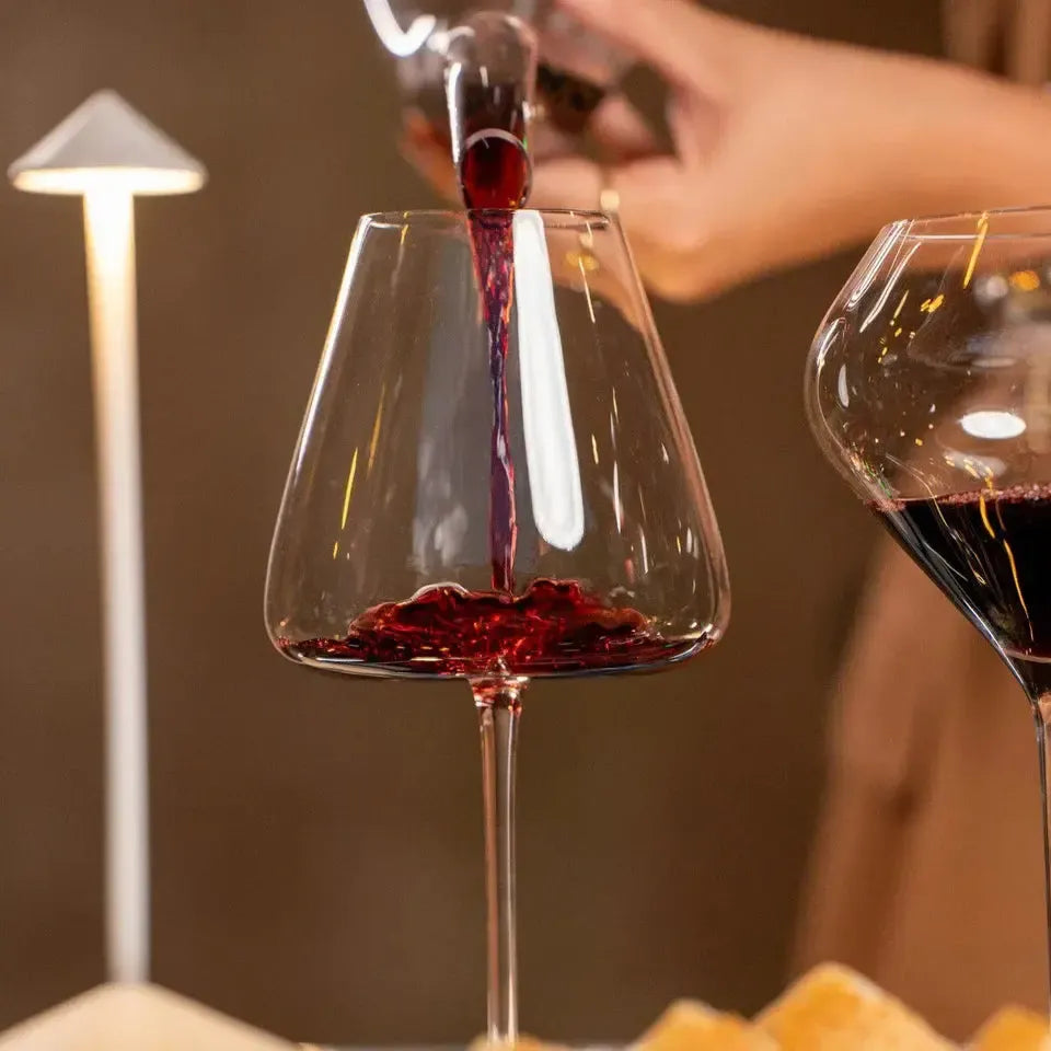 OUTLET: Kit 2 Taças para Vinho em Cristal Linha Mirage 800ml Artevino