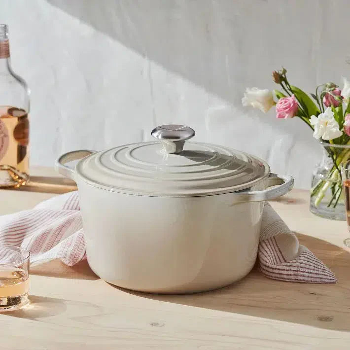 Panela Le Creuset Redonda Funda Signature Meringue 5,2L 24cm