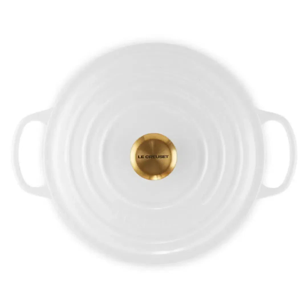 Panela Le Creuset Redonda Signature Branca com Pegador Dourado 4,2L 24cm