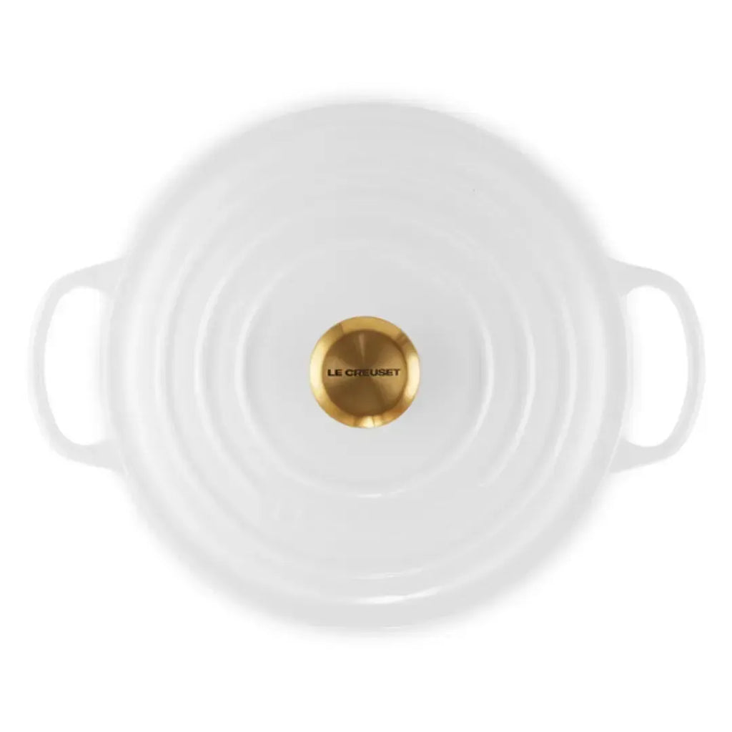 Panela Le Creuset Redonda Signature Branco com Pegador Dourado 2,4L 20cm