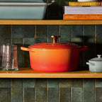 Panela Le Creuset Redonda Signature Flamme Dorée com Pegador Dourado 6,7L 28cm