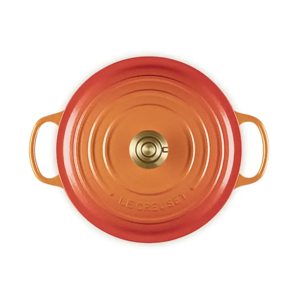 Panela Le Creuset Redonda Signature Flamme Dorée com Pegador Dourado 6,7L 28cm