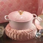 Panela Le Creuset Redonda Signature Glinda Wicked Collection Shell Pink 4,2L 24cm