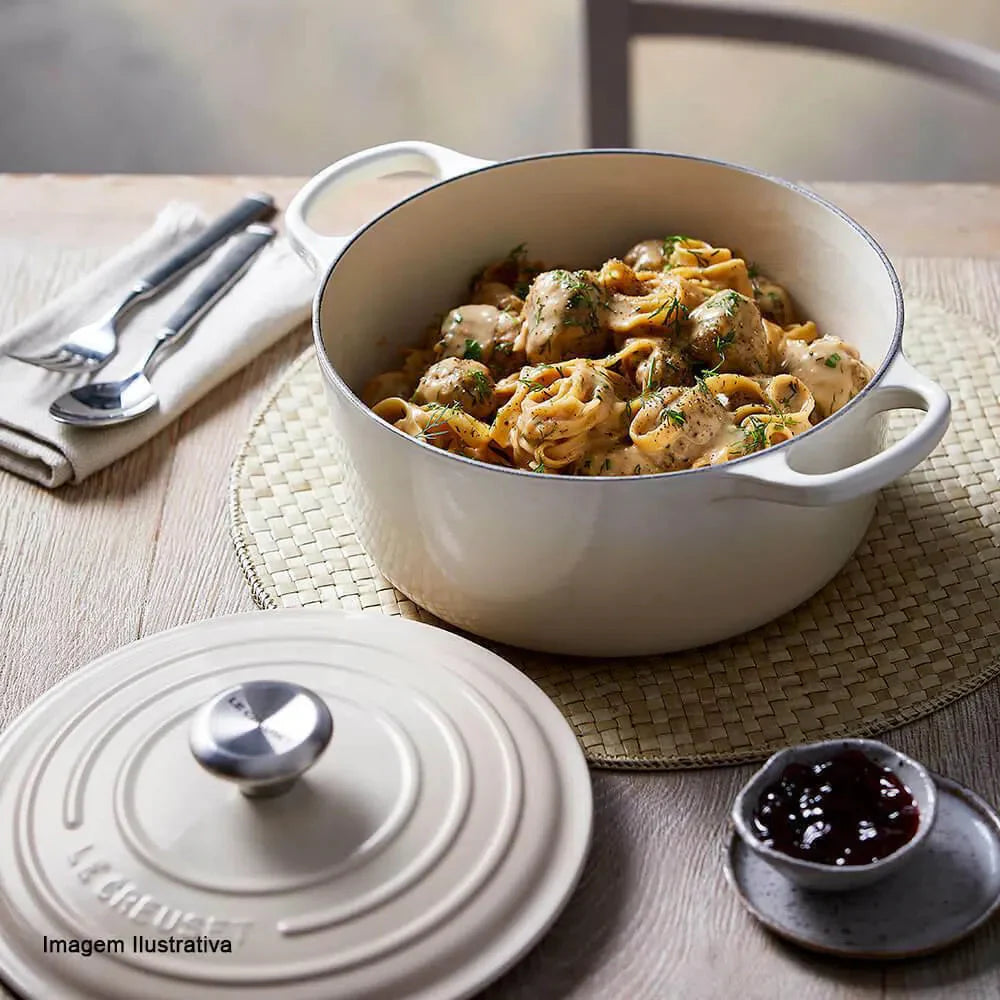 Panela Le Creuset Redonda Signature Meringue 5,3L 26cm