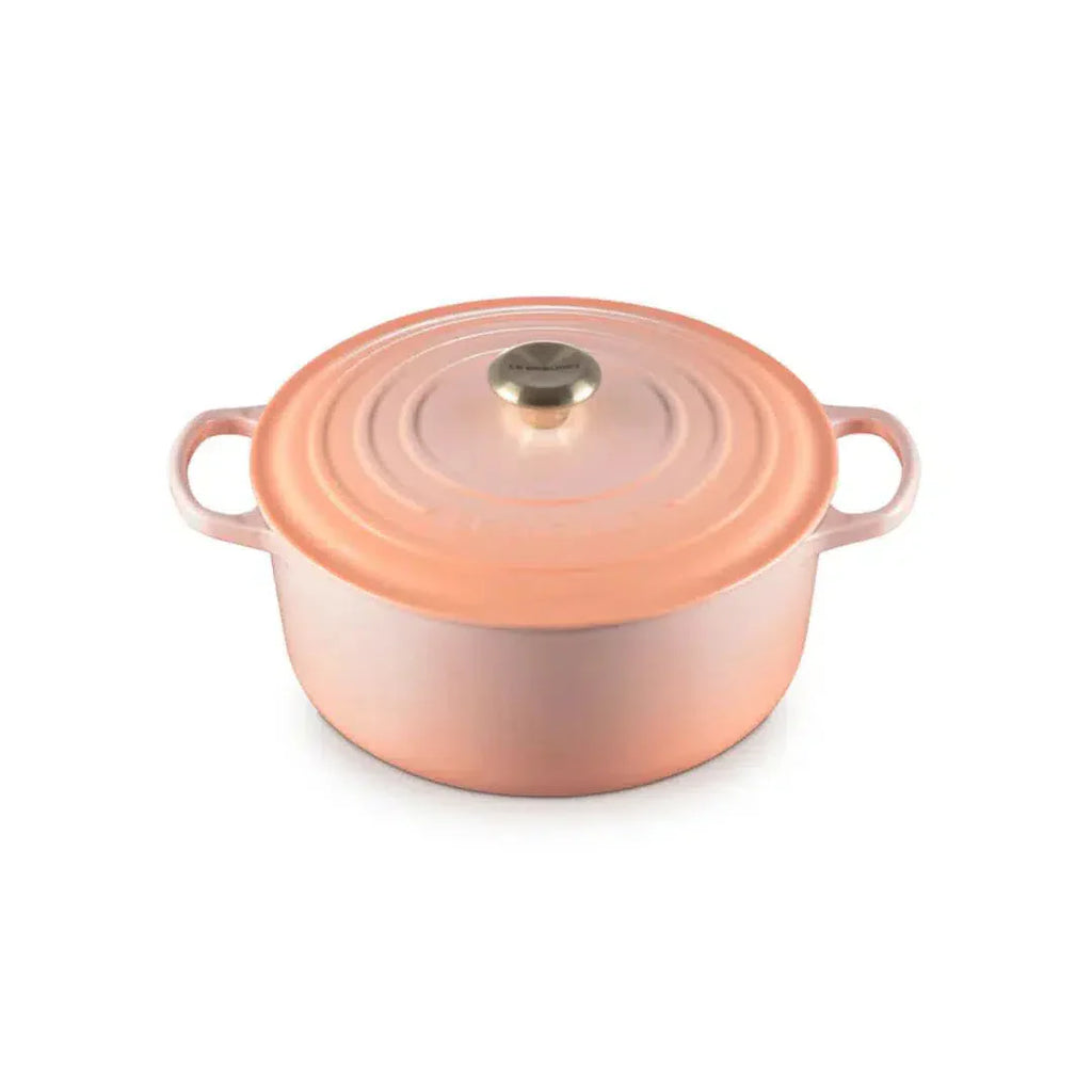 Panela Le Creuset Redonda Signature Peche com Pegador Dourado 2,4L 20cm