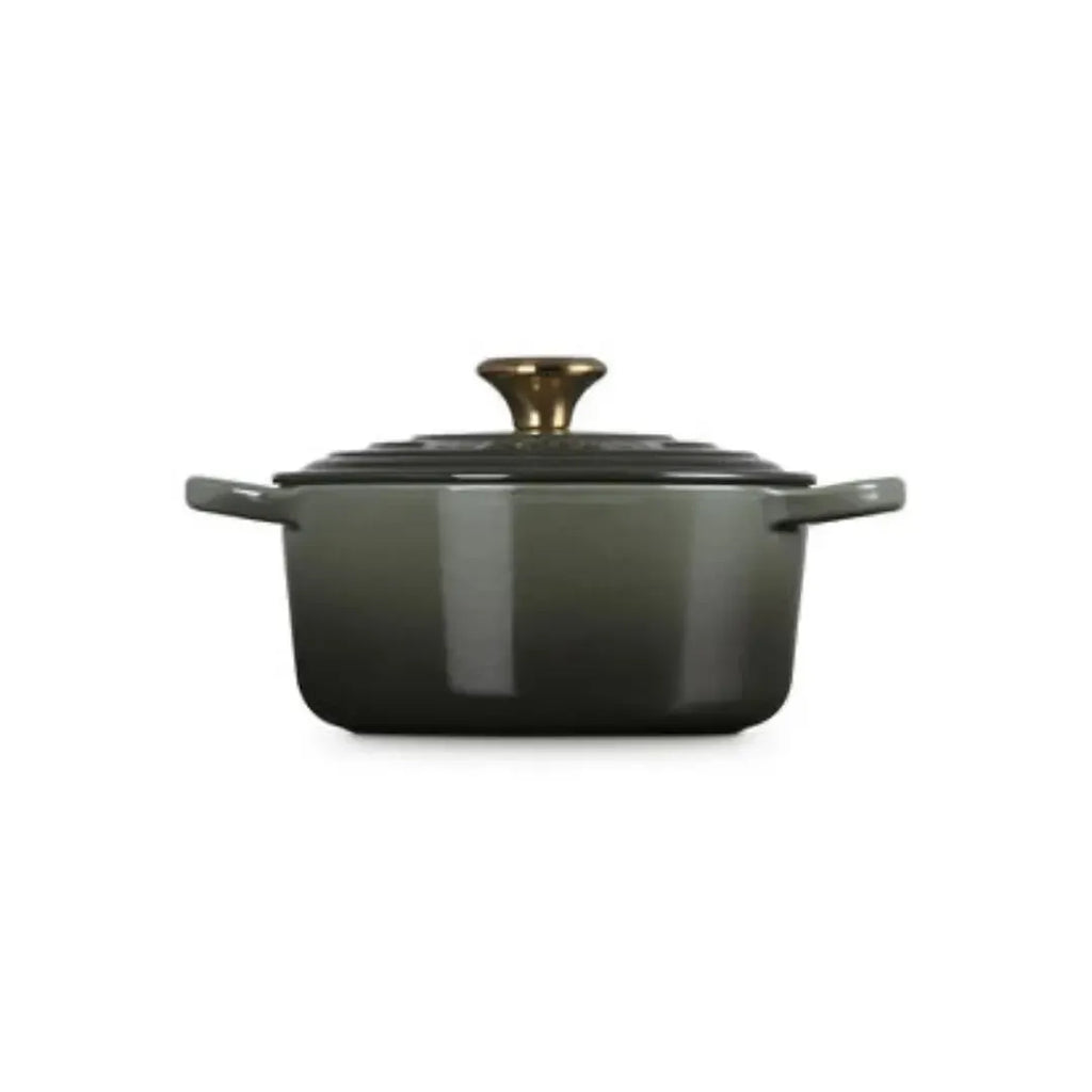 Panela Le Creuset Redonda Signature Thyme com Pegador Dourado 1,8L 18cm