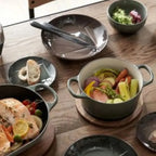 Panela Le Creuset Redonda Signature Thyme com Pegador Dourado 2,4L 20cm
