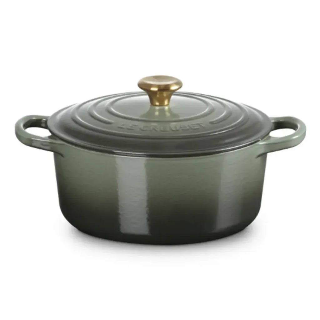 Panela Le Creuset Redonda Signature Thyme com Pegador Dourado 3,3L 22cm