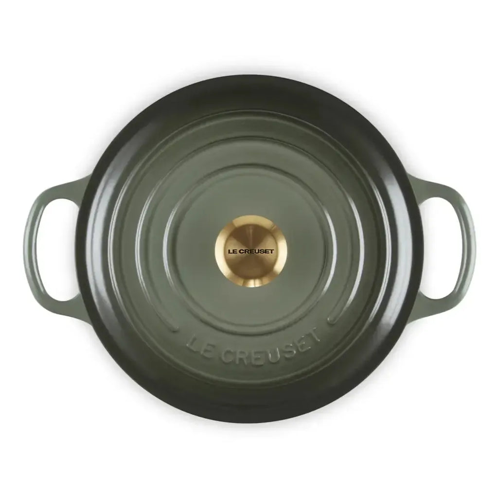 Panela Le Creuset Redonda Signature Thyme com Pegador Dourado 3,3L 22cm