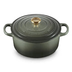 Panela Le Creuset Redonda Signature Thyme com Pegador Dourado 4,2L 24cm