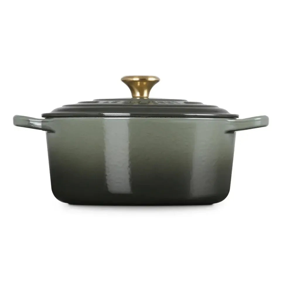 Panela Le Creuset Redonda Signature Thyme com Pegador Dourado 4,2L 24cm