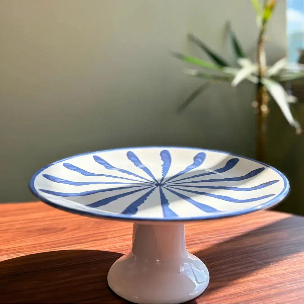 Prato para Bolo com Pé Cerâmica Piuma Azul Scalla